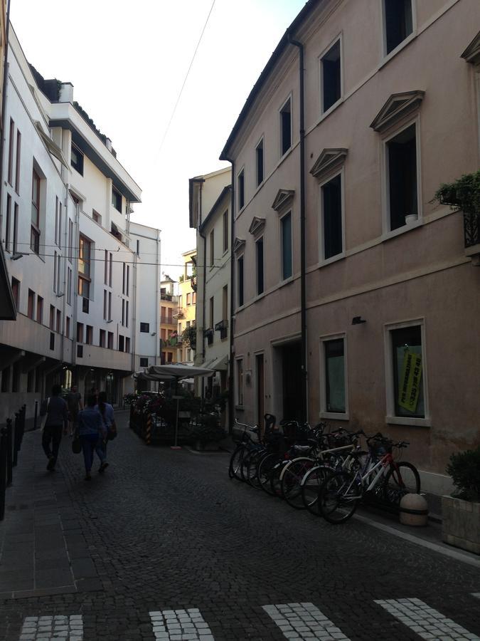 Holiday Treviso Suite LOMBARDI Exterior foto